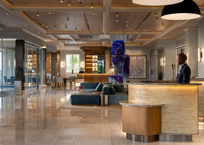 Four Seasons Hotel The Westcliff